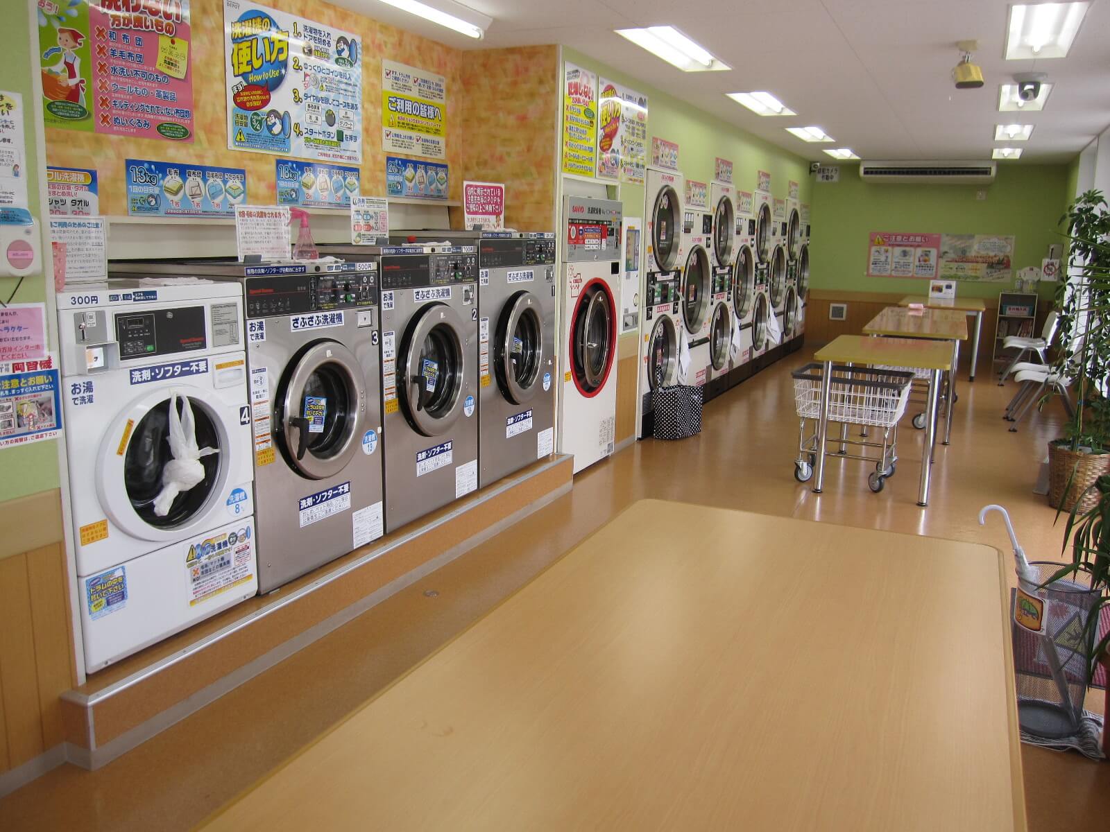 店舗画像02